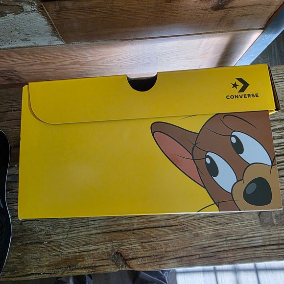 Converse x Tom and Jerry Chuck Taylor All Star Limited Edition‎ Men's Size 10 - Picture 13 of 14